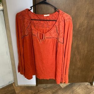 Flowy long sleeve